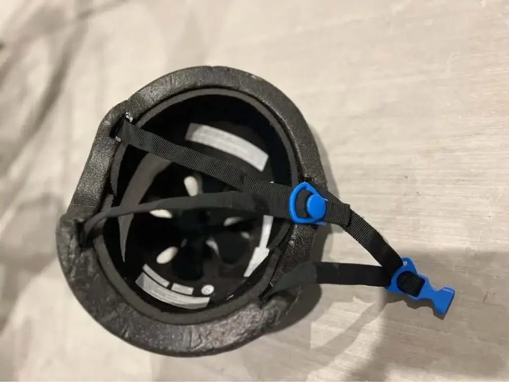 Casco Raskullz Tiburón 3D - Protección con Estilo para Niños. (talla 